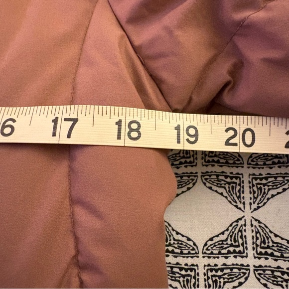 VINTAGE Mauve Duck Down Puffer Coat size S - Picture 9 of 16